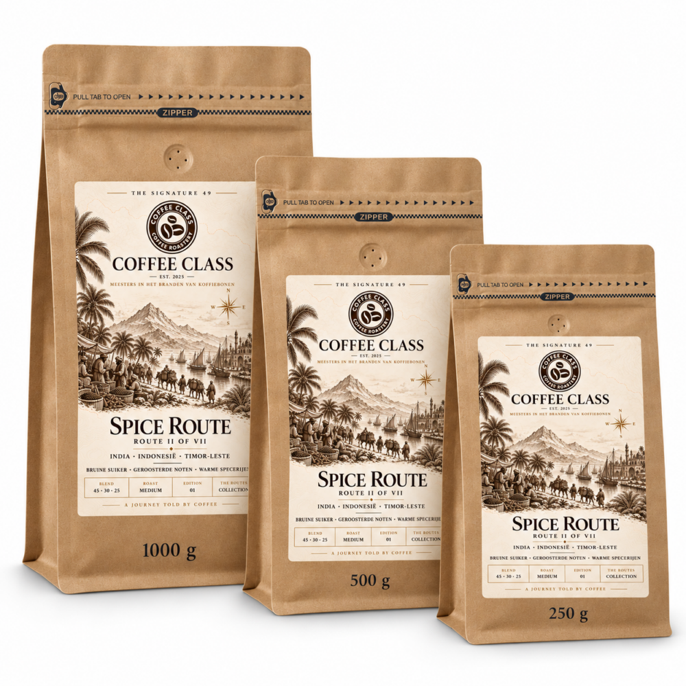Coffee Class Spice Route koffie in kraft stazakken van 250 g, 500 g en 1000 g op witte achtergrond